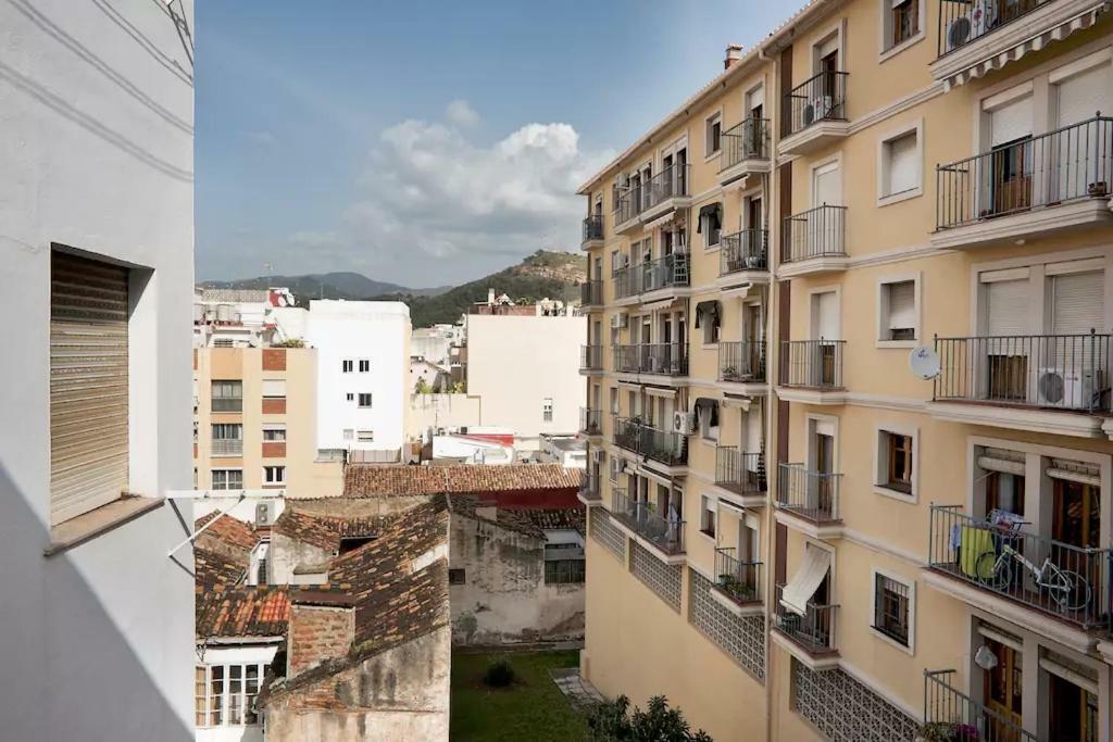Luxury Apartment Merced By Nagoa Homes マラガ エクステリア 写真