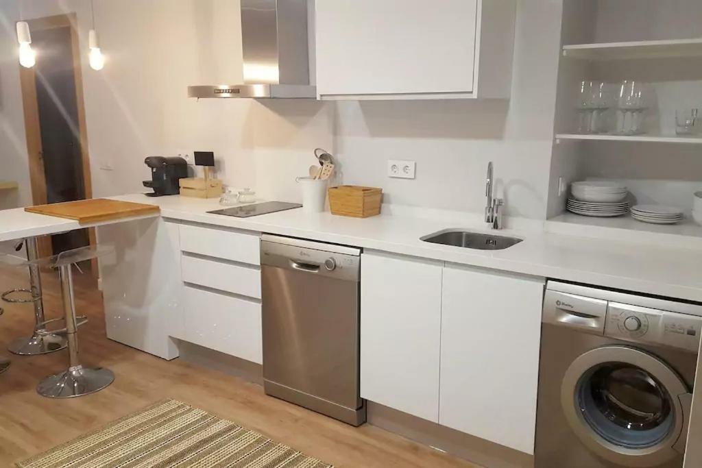 Luxury Apartment Merced By Nagoa Homes マラガ エクステリア 写真